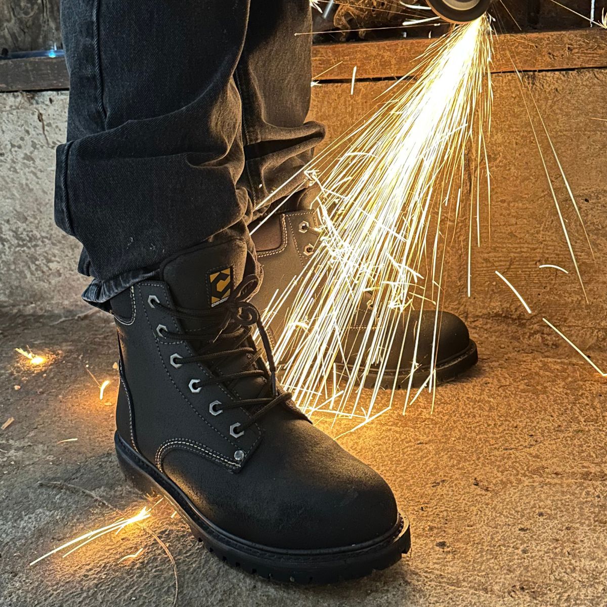 Oil Rigger 6” Steel Toe Men’s Work Boot - Black