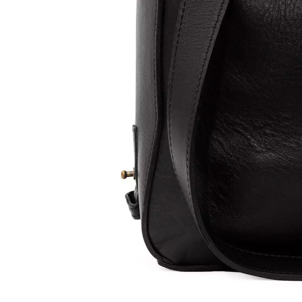 Ellington Leather Hobo w/ Zippered Pouch