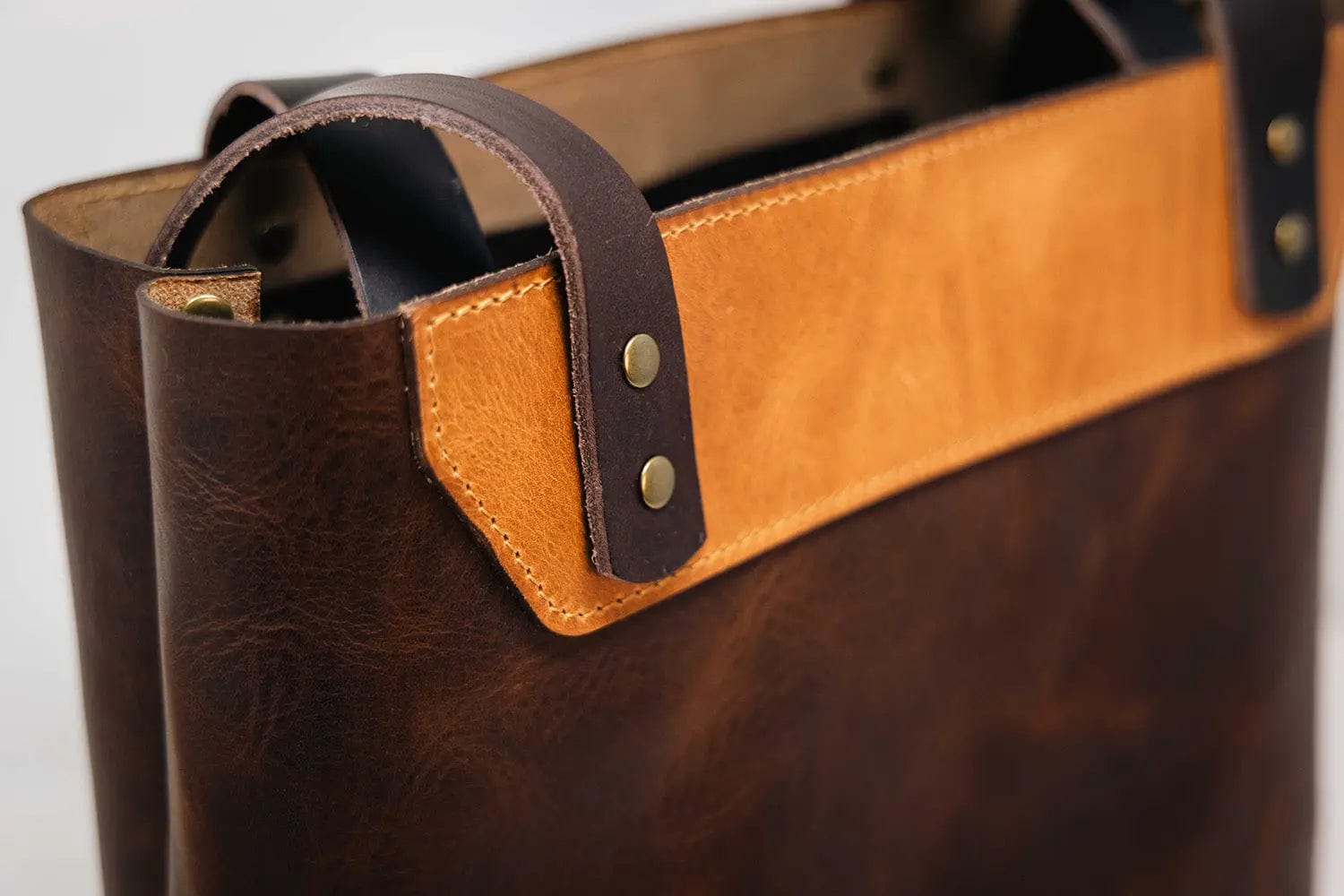 The Naomi Leather Tote Bag - Walnut