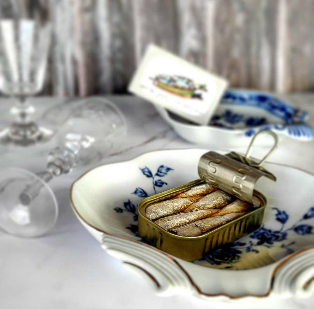 Jose Gourmet Smoked Small Sardines in Extra Virgin Olive Oil, 90g