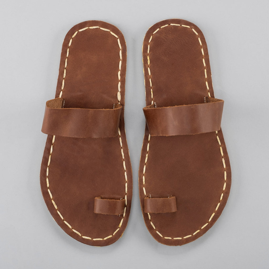 Lion Barefoot Thong Sandals