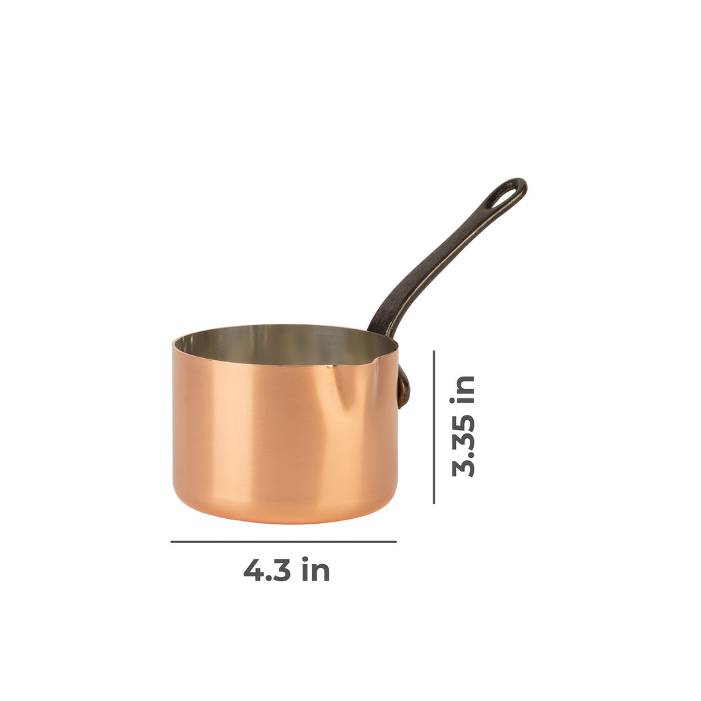 Copper saucière with tin coating and pouring spout, 0.7 qt