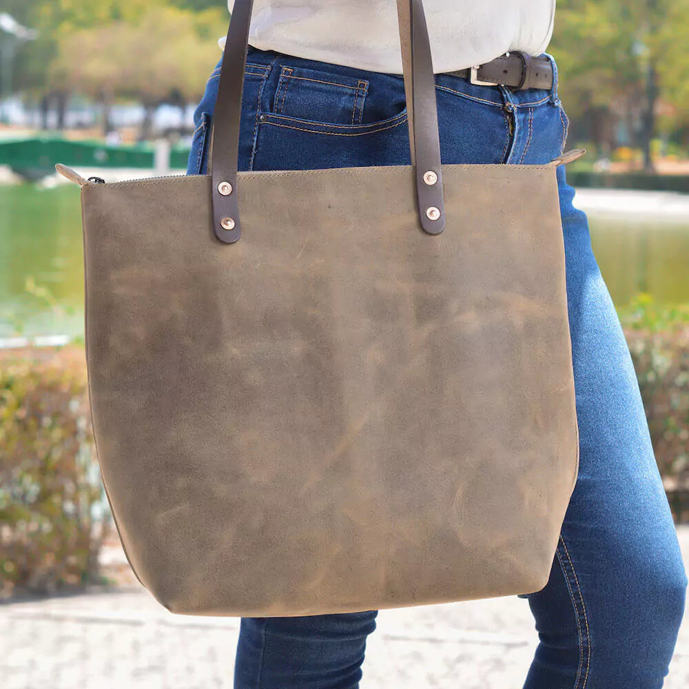 Eden LARGE Leather Tote Bag - Zippered