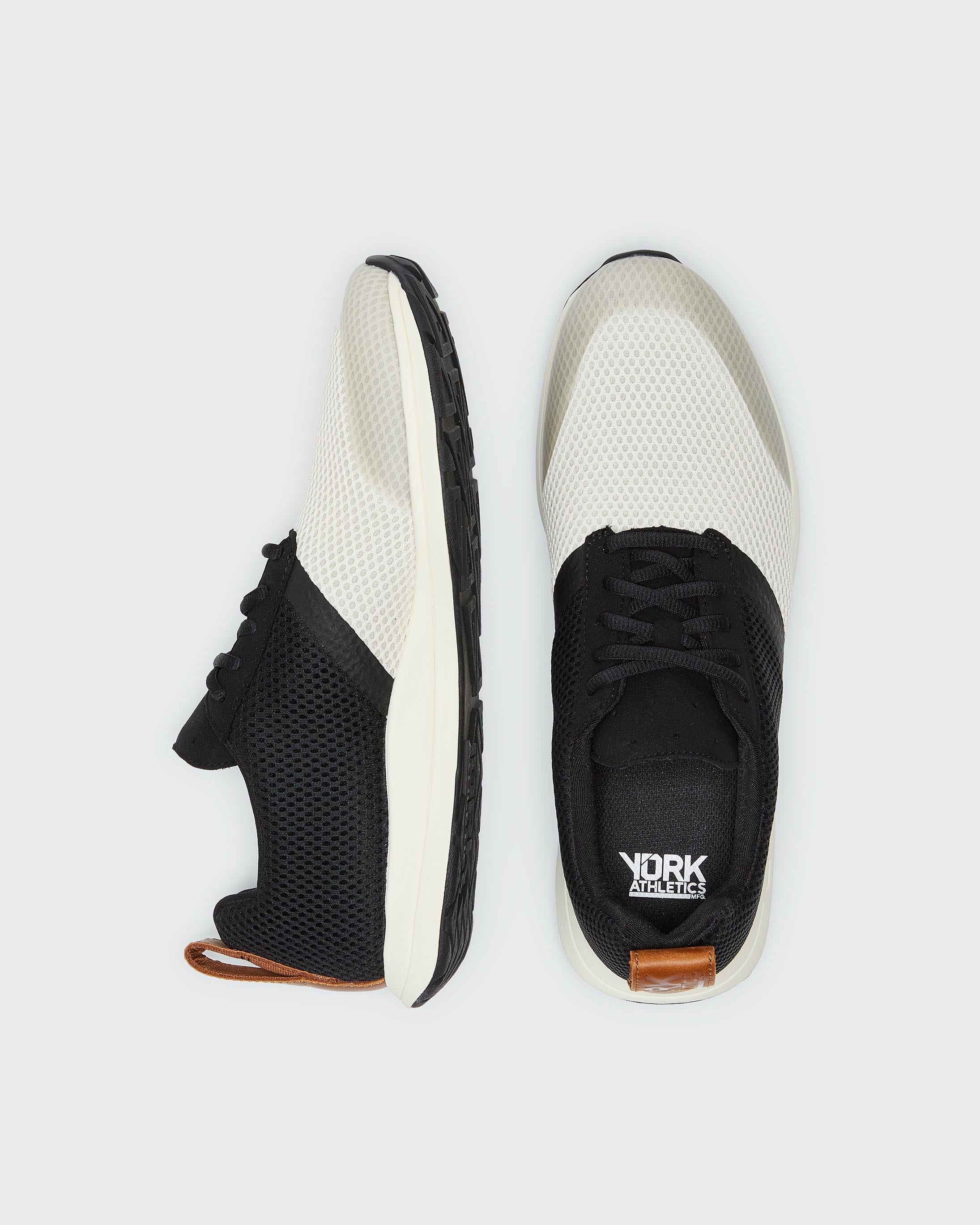 The Henry Runner / Mesh / Black & White