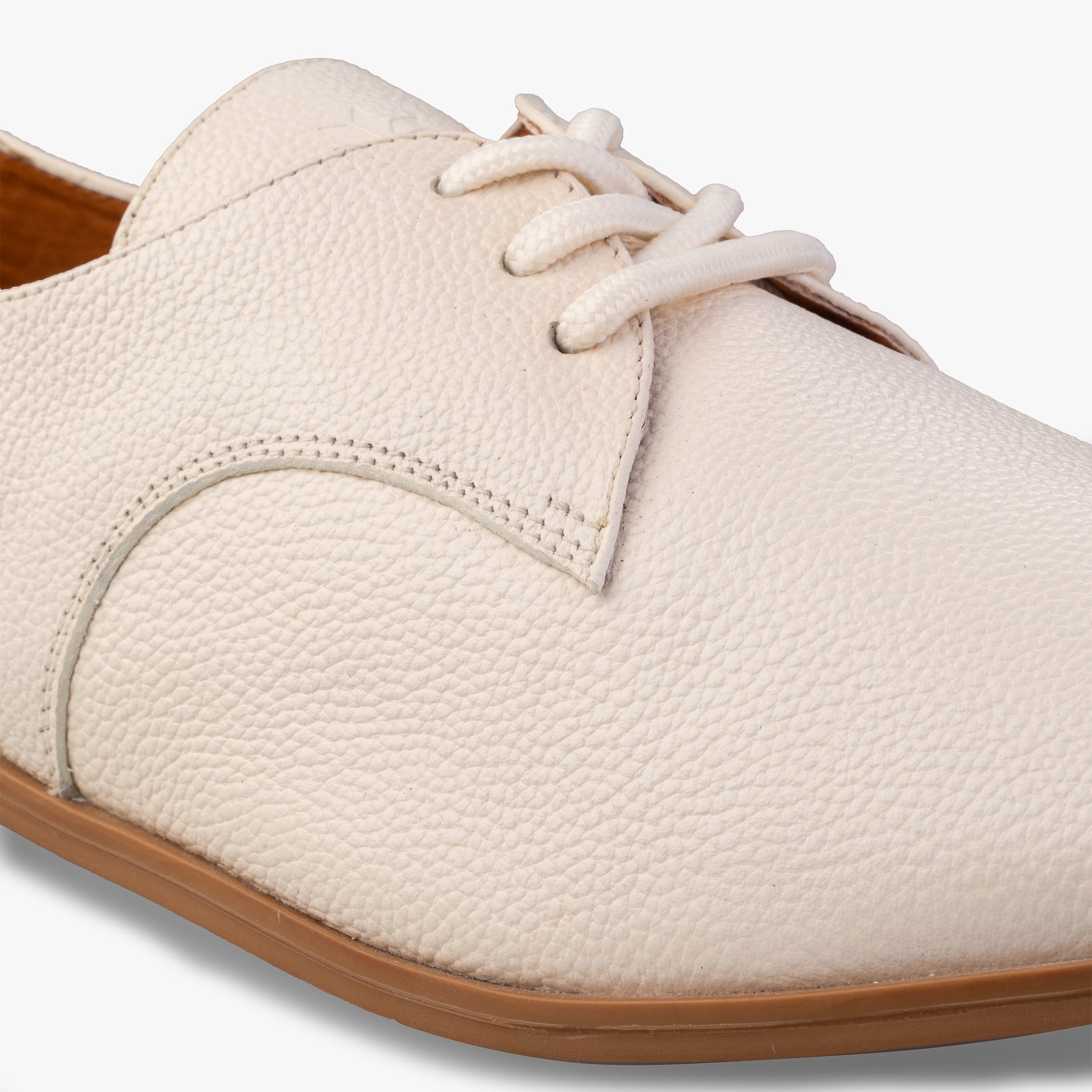 Vanilla Cream Oxfords