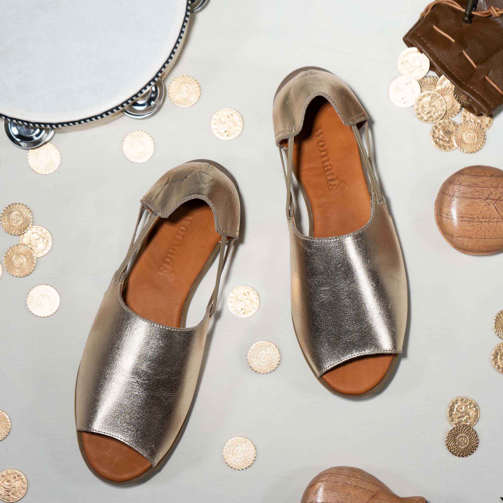 Golden Nectar Peep Toes